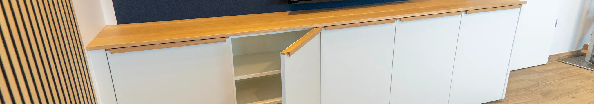 Schwebendes Sideboard – Bild 3