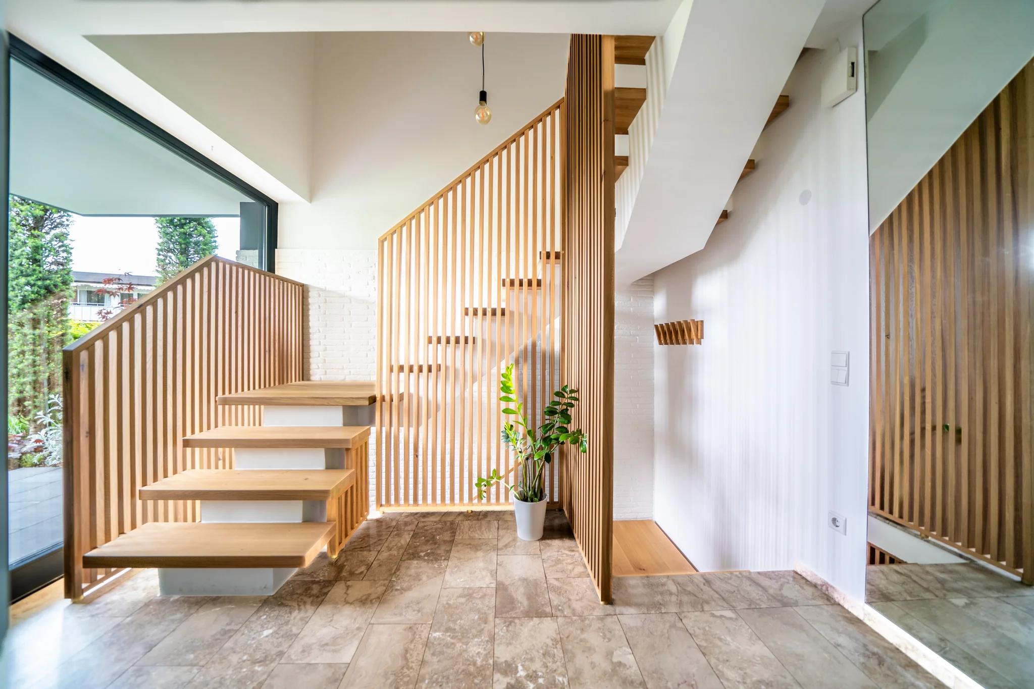 Neugestaltung einer Holztreppe aus Eiche
