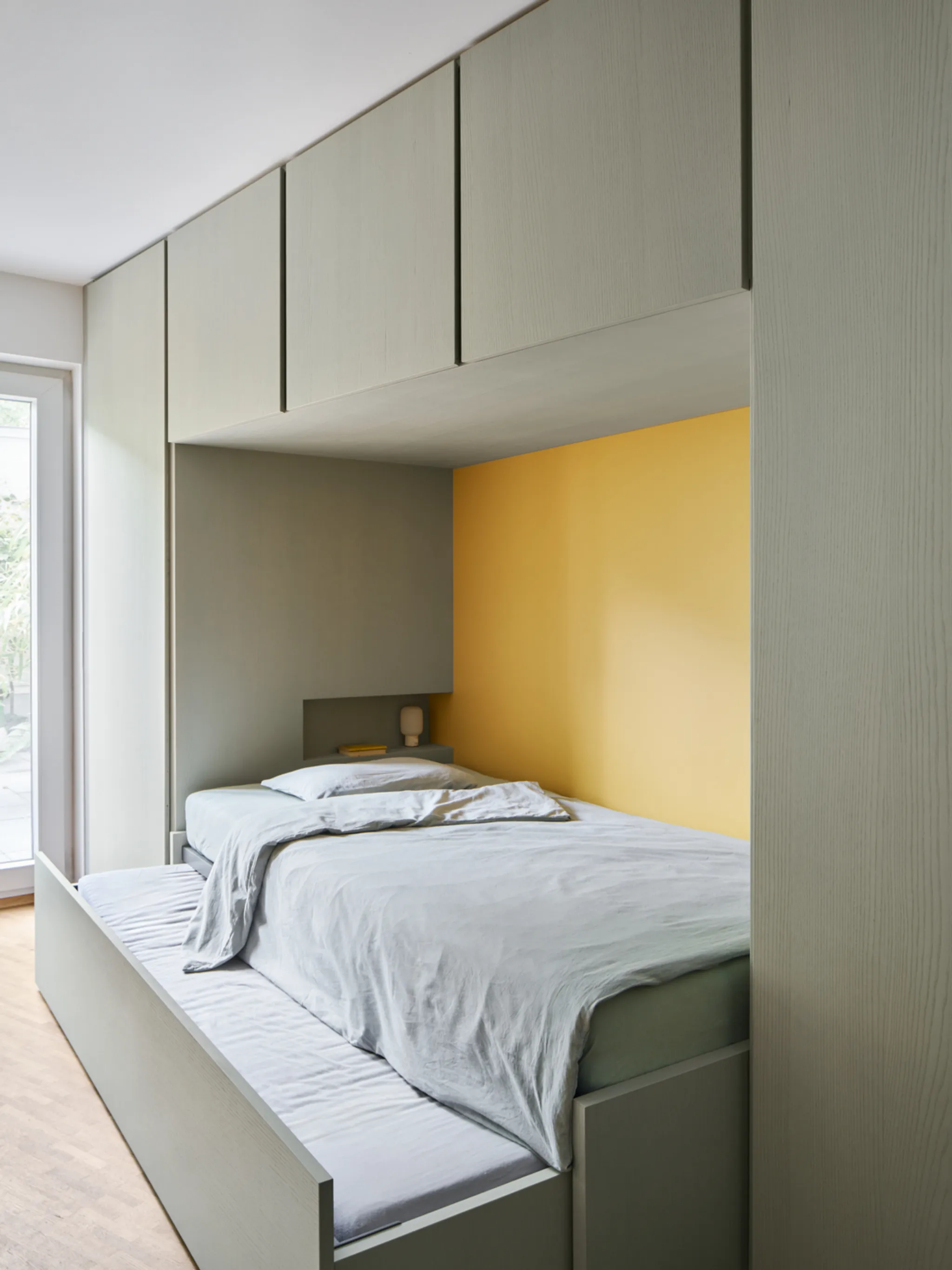 Individuelle Raumgestaltung in Köln – in Mango und Aubergine